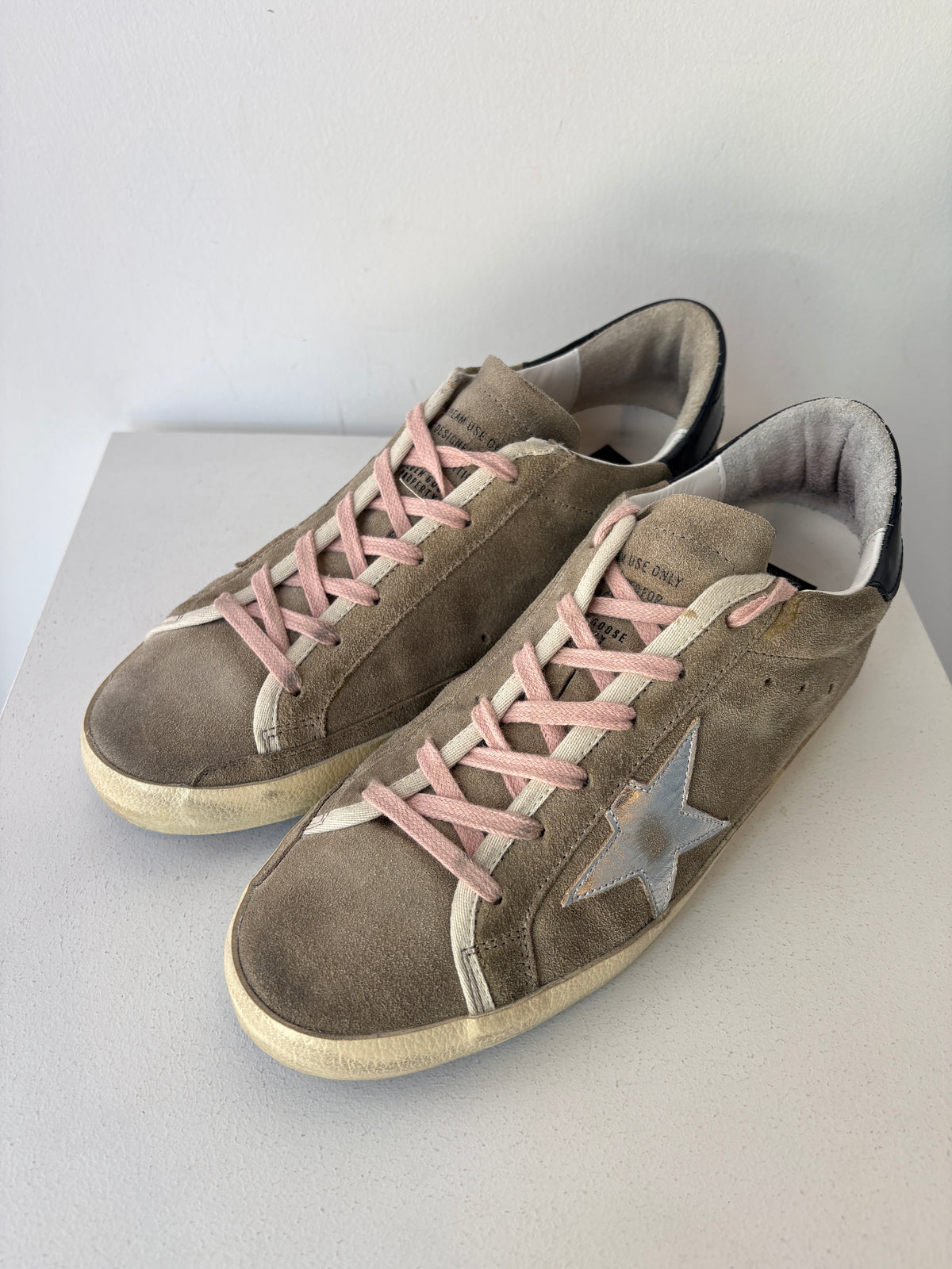Golden Goose Superstar Sneakers ~ size 39