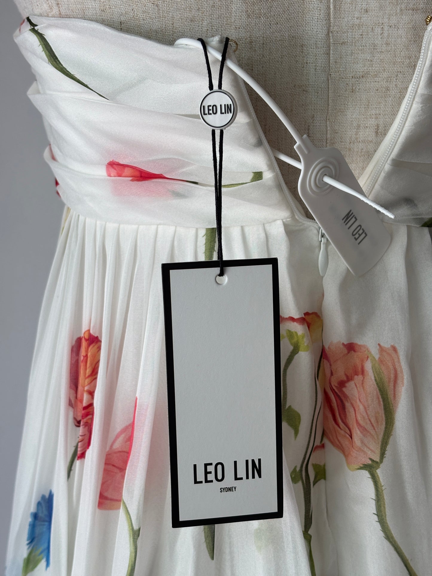 Leo Lin 'In The Fields' Gown ~ size 8