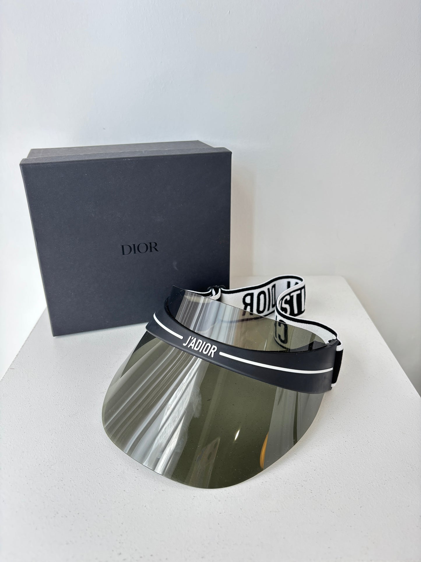 Christian Dior ‘DiorClub1' grey visor