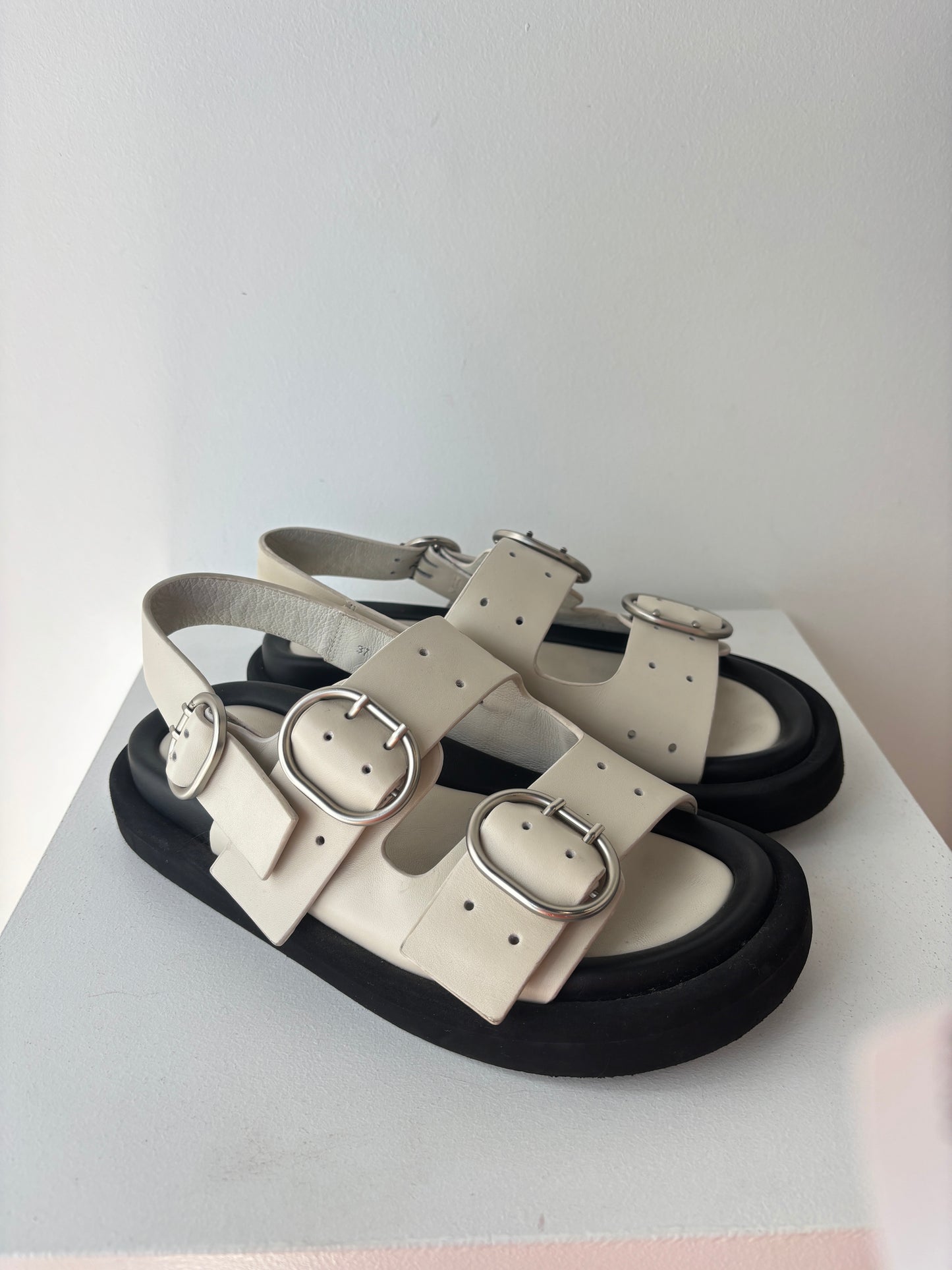 Alias Mae 'Anouk' sandals ~ sz 37
