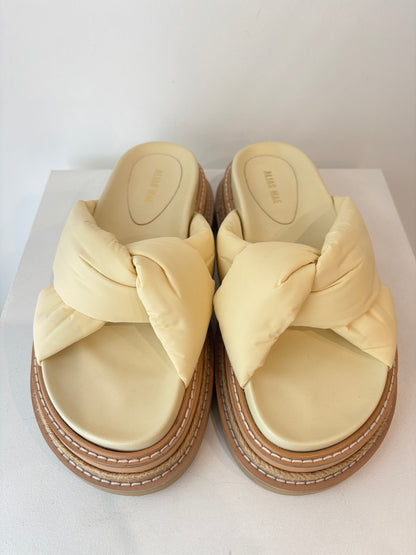 Alias Mae ‘Vera’ Slides ~ size 41