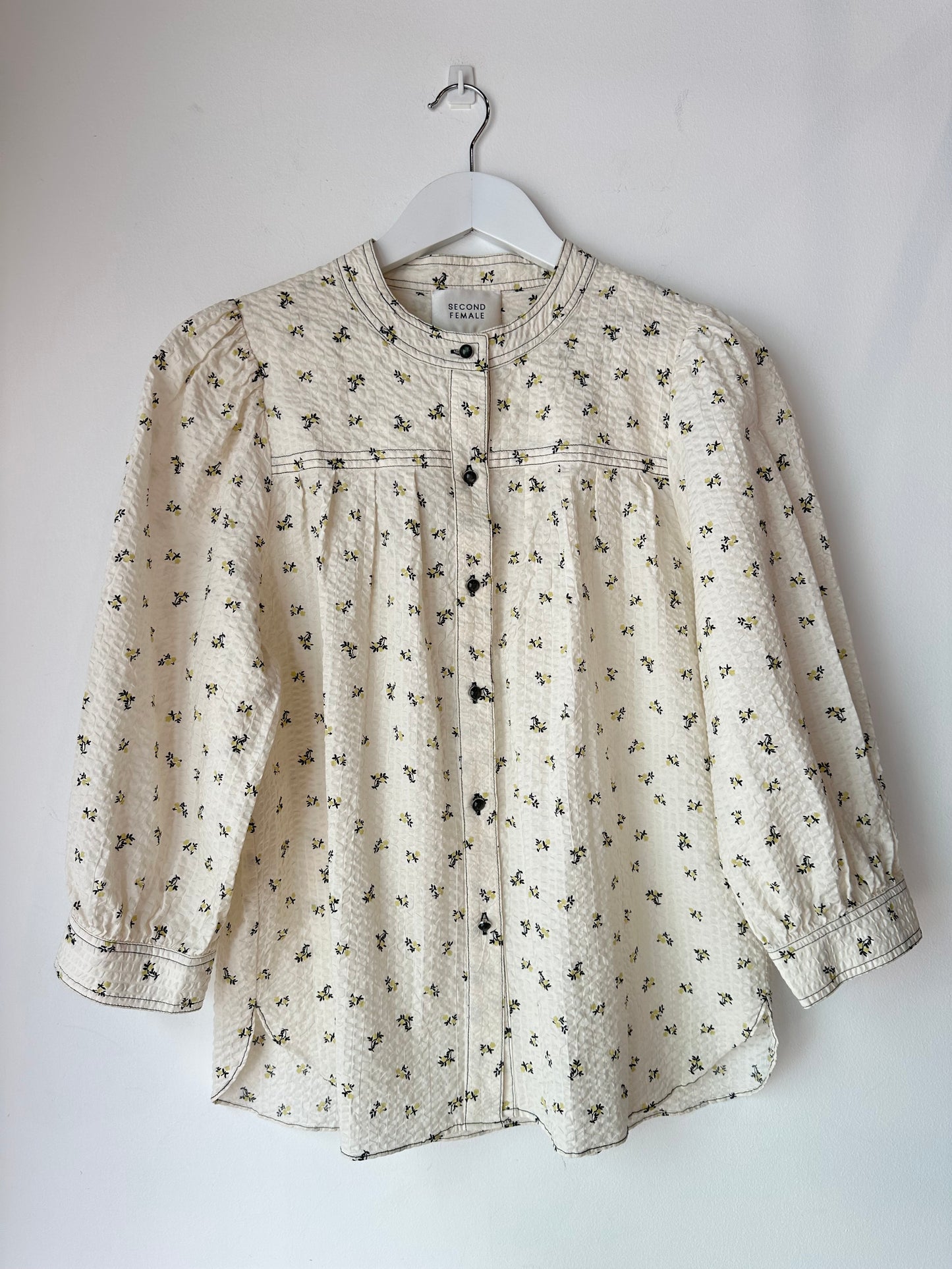 Second Female floral blouse ~ size M