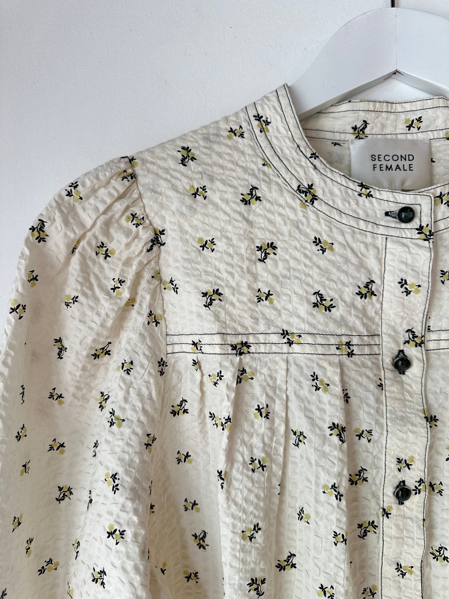 Second Female floral blouse ~ size M