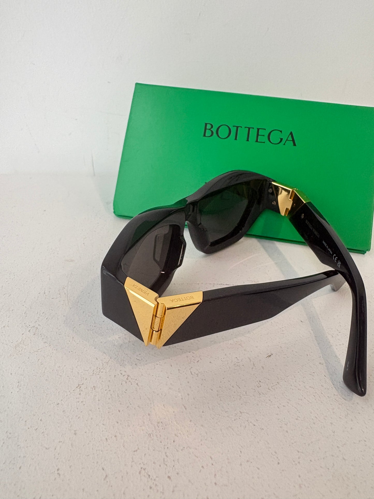 Bottega Veneta sunglasses