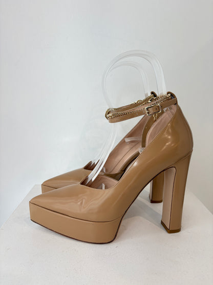 Scanlan Theodore 'Platform Pump' heels ~ sz 38