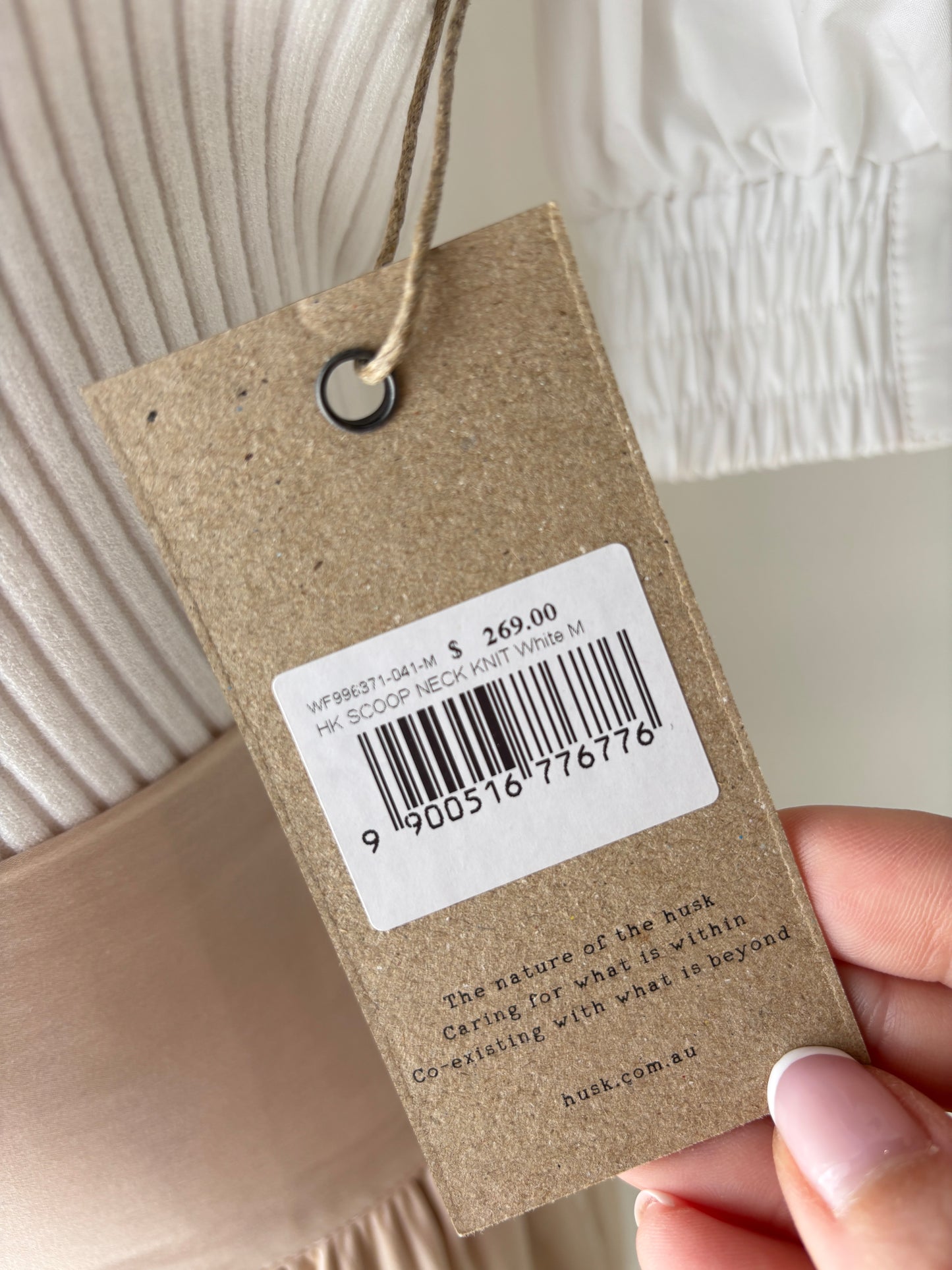 Husk puff sleeve top - size Medium