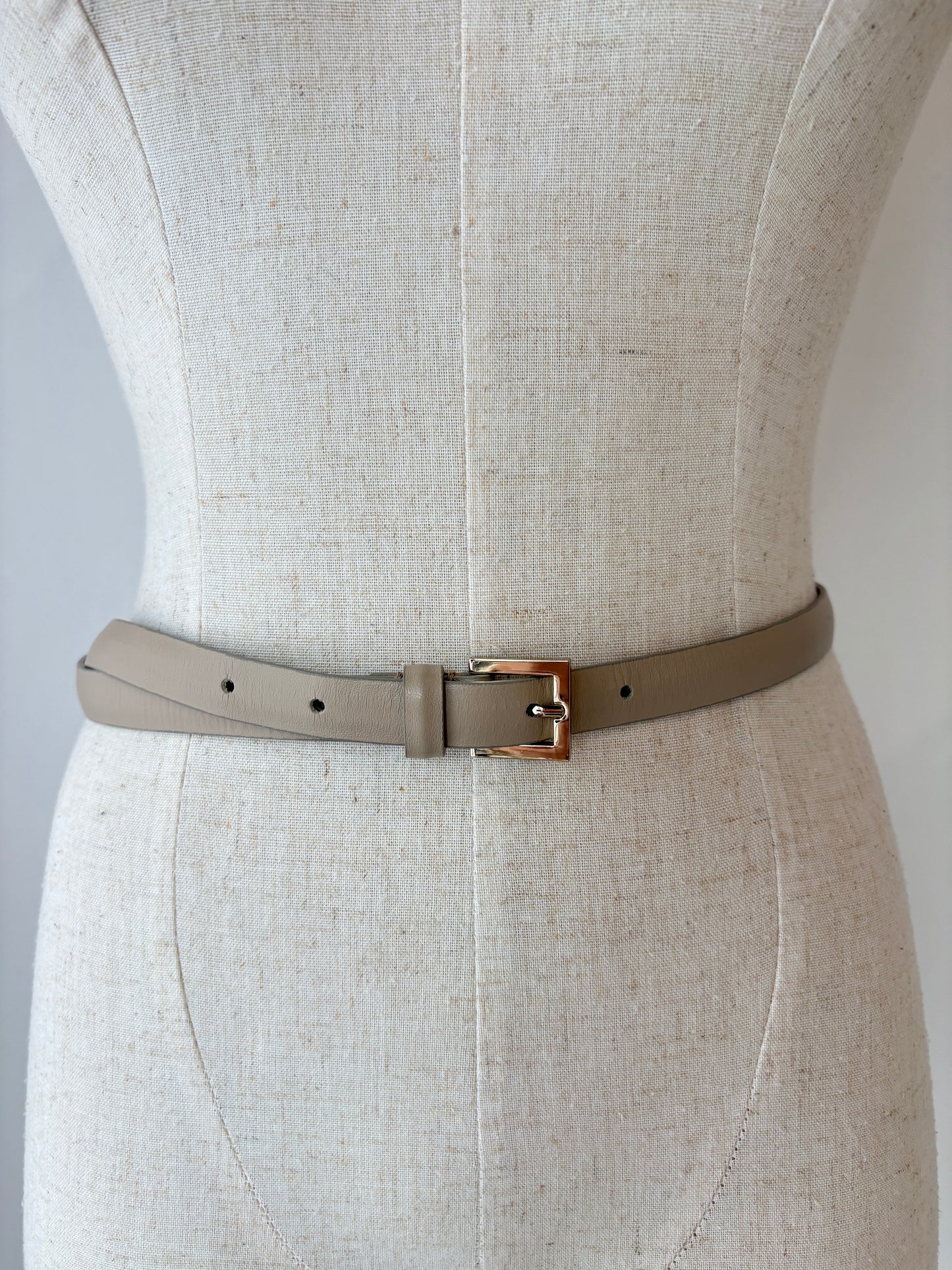 SCANLAN THEODORE SKINNY BEIGE LEATHER BELT - SZ M