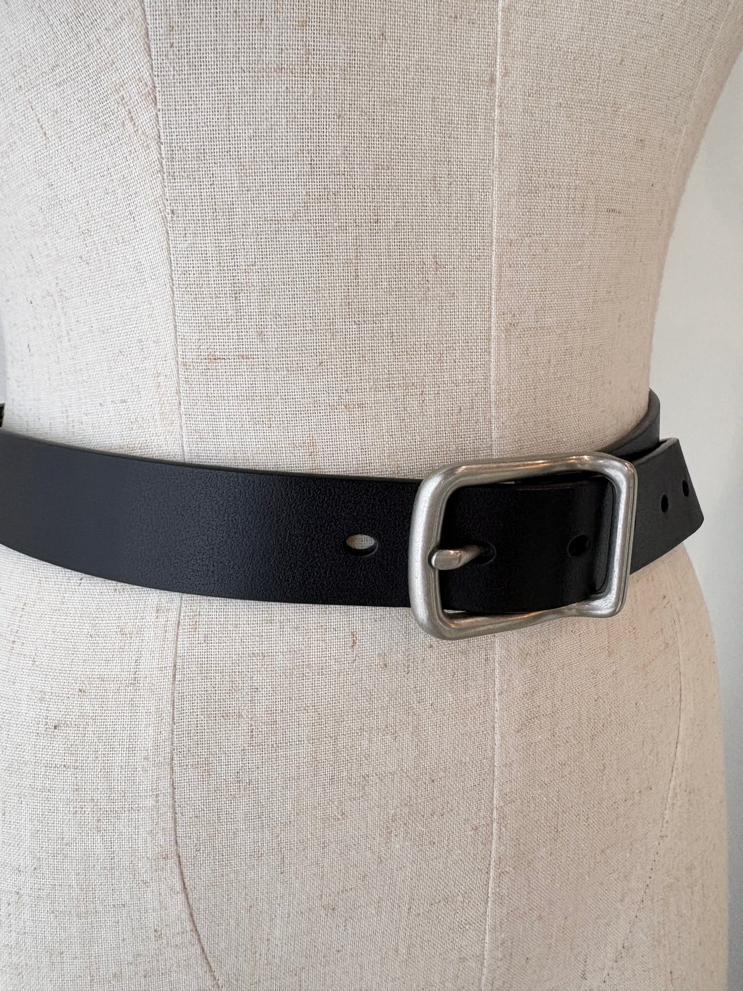 CAMILLA AND MARC BLACK 'ELSA' LEATHER BELT - SZ S/M