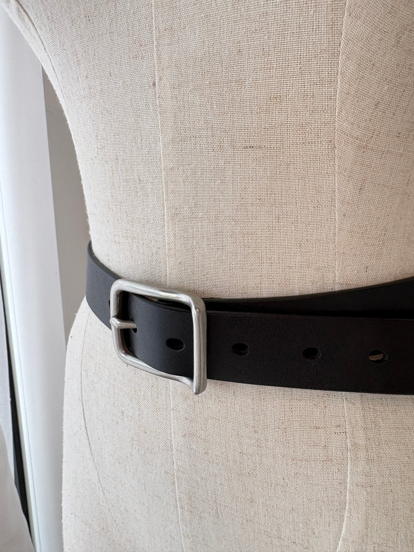 CAMILLA AND MARC BLACK 'ELSA' LEATHER BELT - SZ S/M