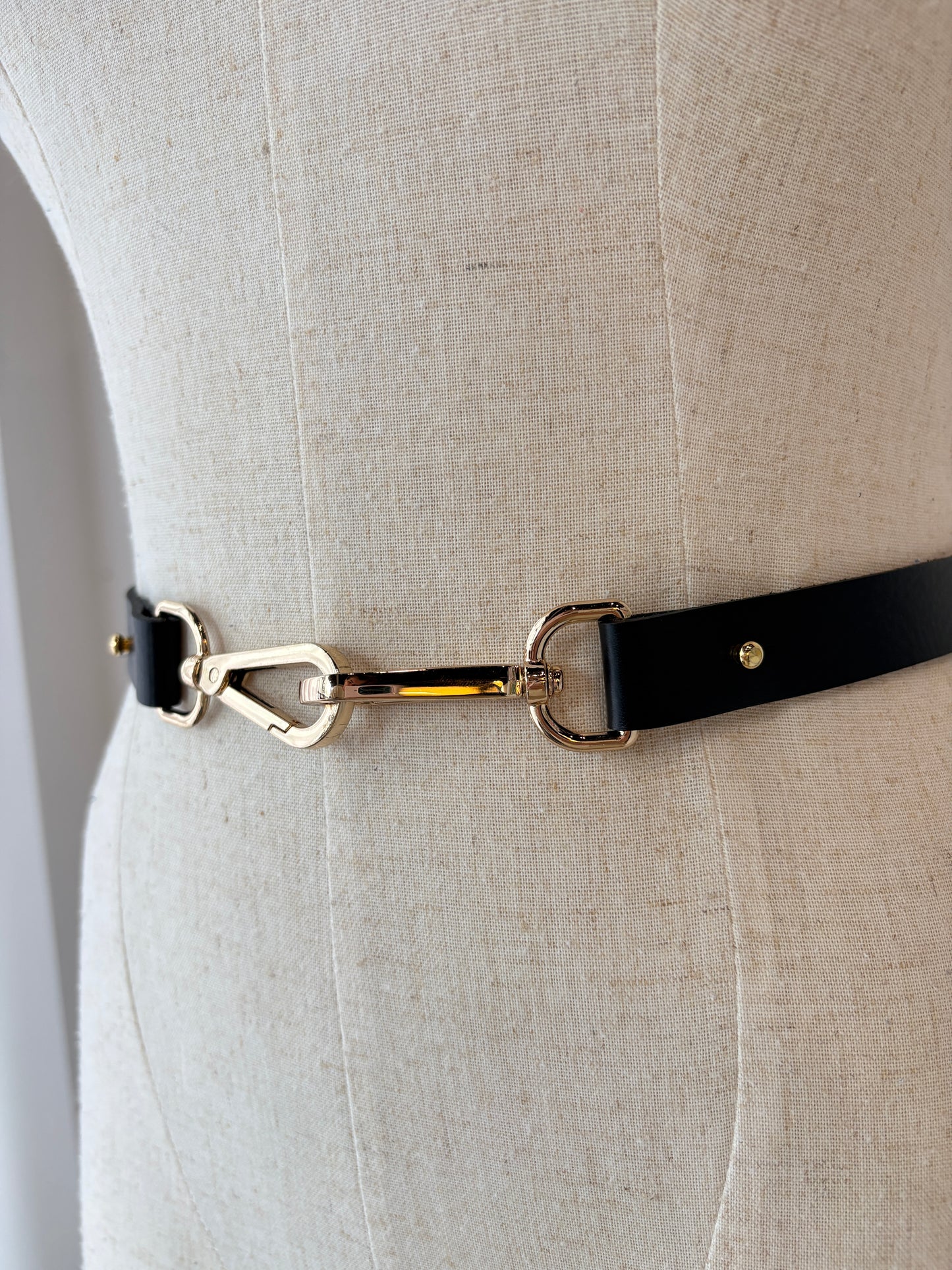 VIKTORIA & WOODS BLACK LEATHER BELT - SZ S/M