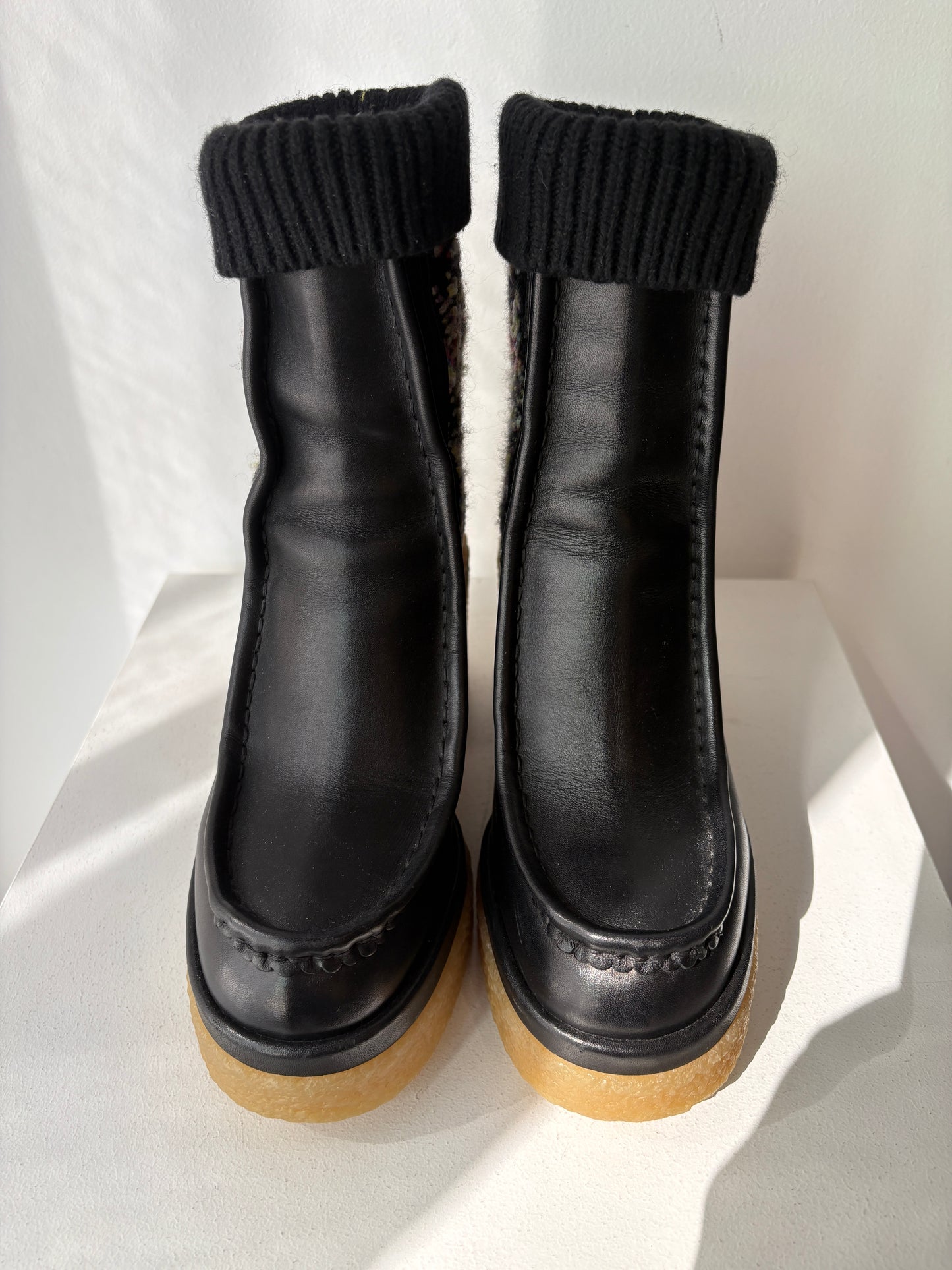 Chloe 'Jamie' Boots ~ size 37