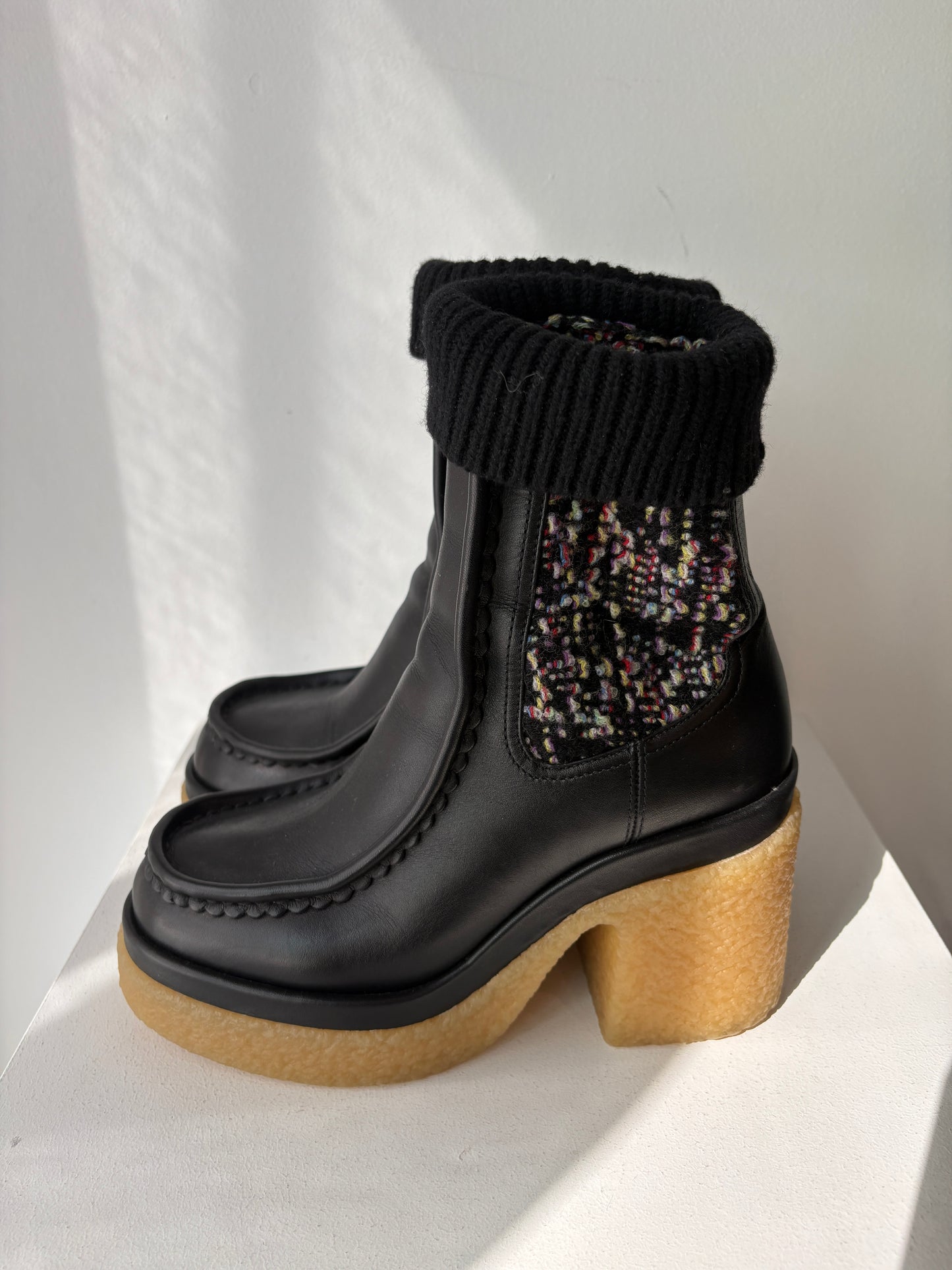 Chloe 'Jamie' Boots ~ size 37