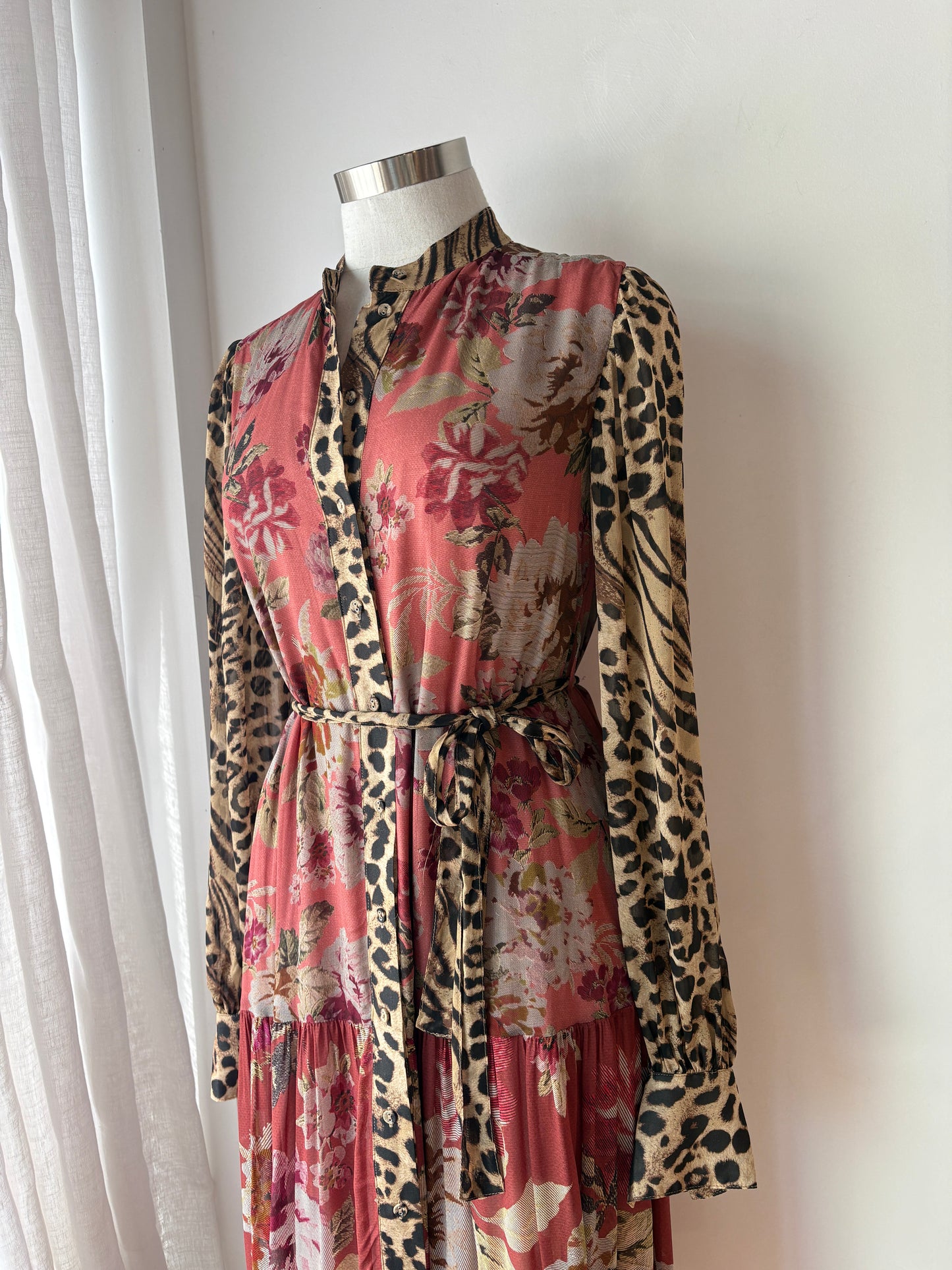 Kachel Maxi Dress ~ size 8