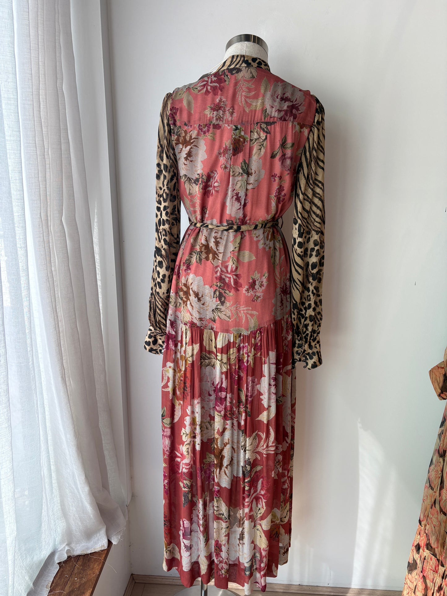 Kachel Maxi Dress ~ size 8