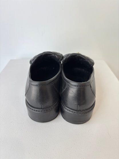 Chanel 'CC Turnlock' loafers ~ size 37