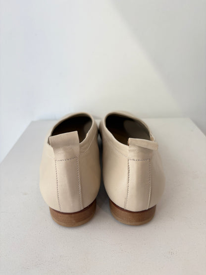 Petit Paris Ballet Flats ~ size 41