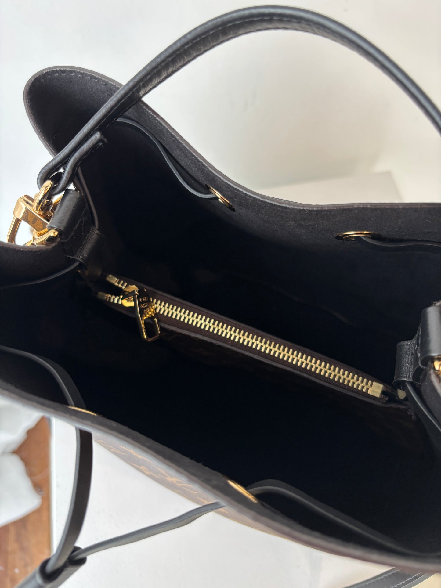 Louis Vuitton 'NeoNoe' monogram bucket bag
