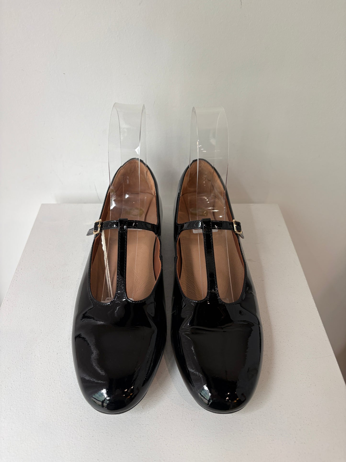 Bared 'Woodhen' Mary-Janes ~ Size 41