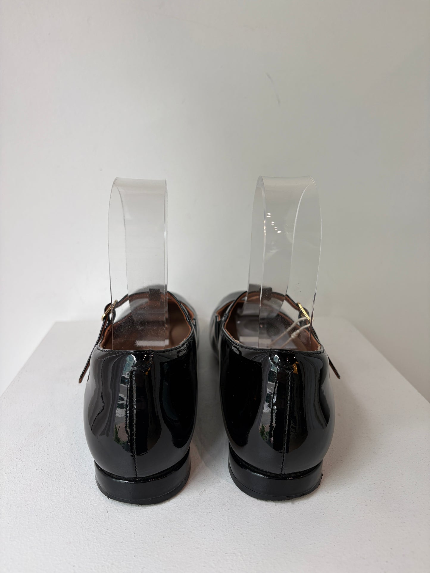 Bared 'Woodhen' Mary-Janes ~ Size 41
