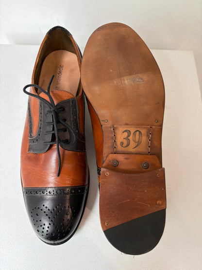 Munoz Vrandecic Brogues ~ size 39