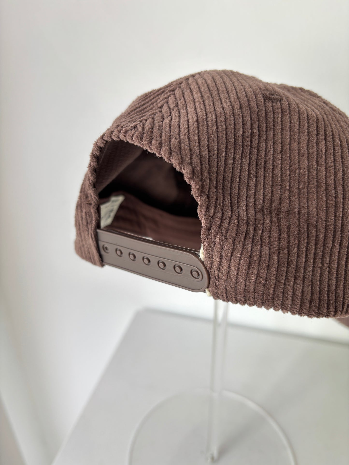 Sporty & Rich corduroy cap