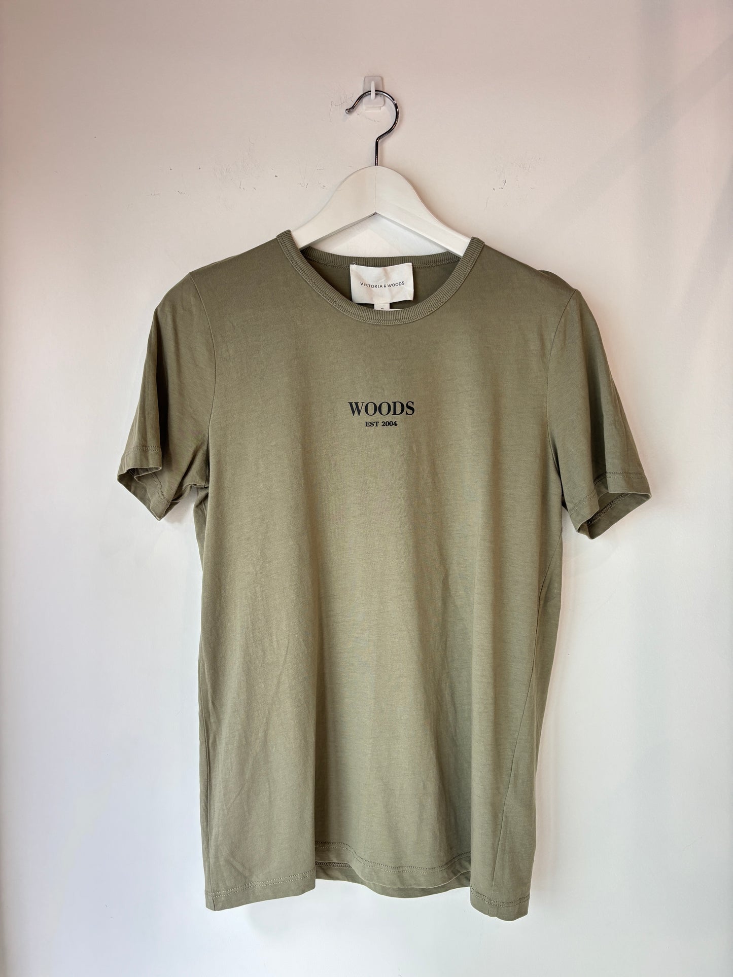 Viktoria & Woods t-shirt ~ size 0 (au 6)
