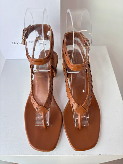 Scanlan Theodore "Lashed' heels ~ size 39