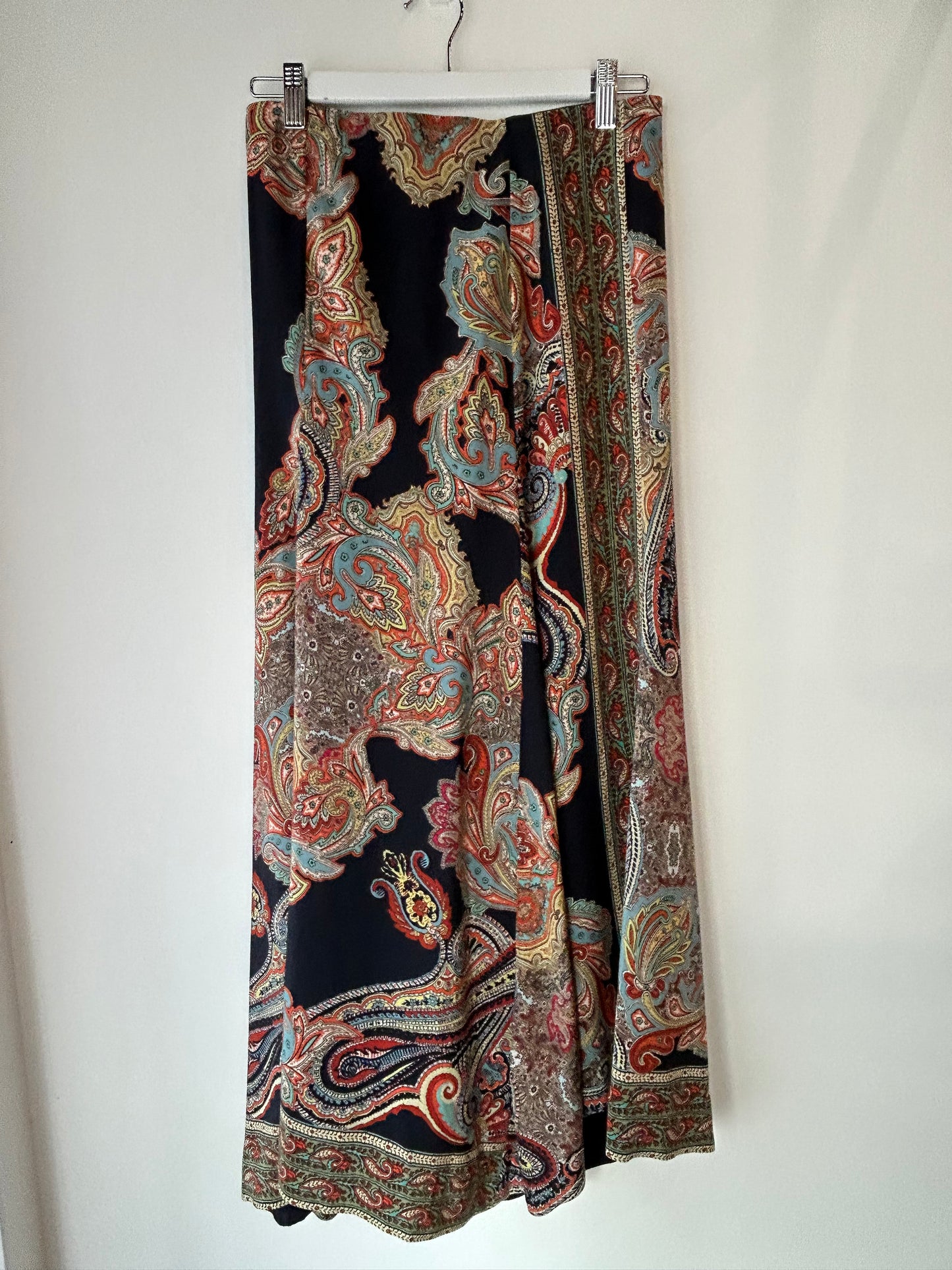 Scanlan Theodore Maxi Skirt ~ size 8