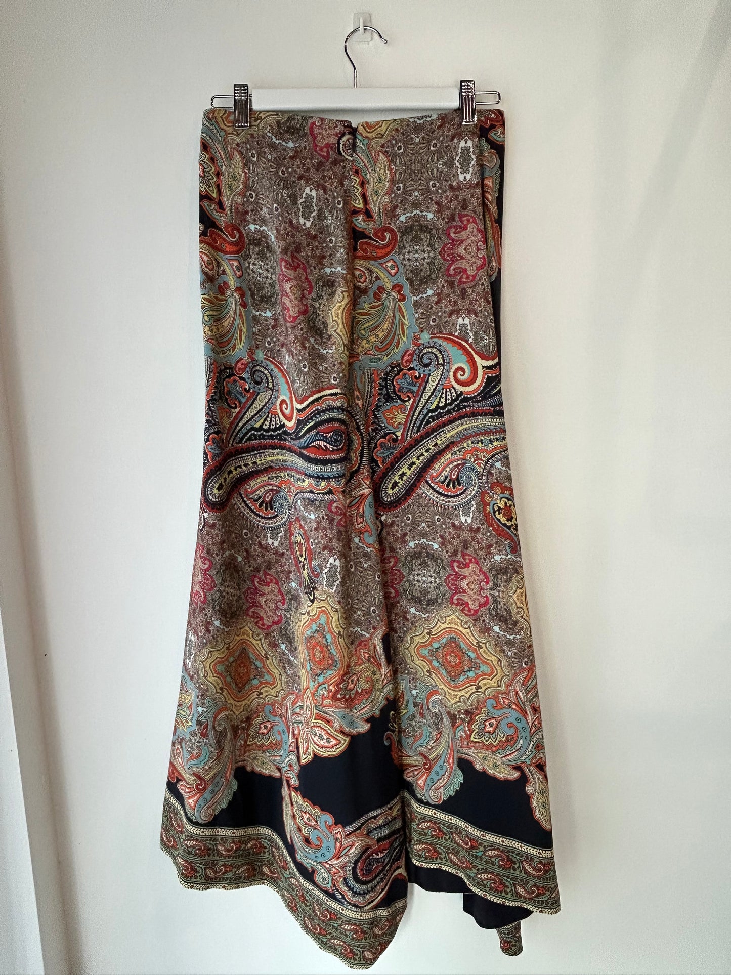 Scanlan Theodore Maxi Skirt ~ size 8