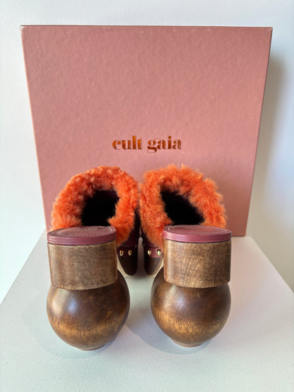 Cult Gaia 'Maude' Mules ~ size 36.5