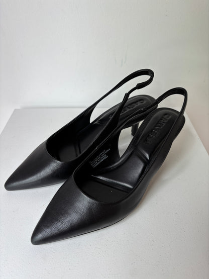 Carvela 'Riva' slingbacks ~ size 37