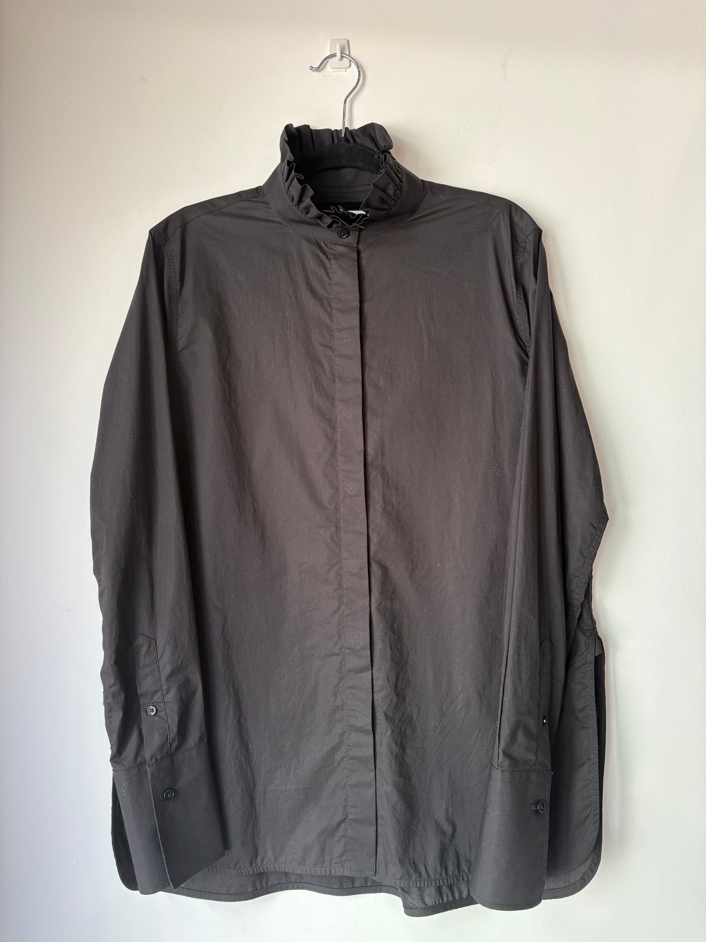 Scanlan Theodore Frill Neck Shirt ~ size 8