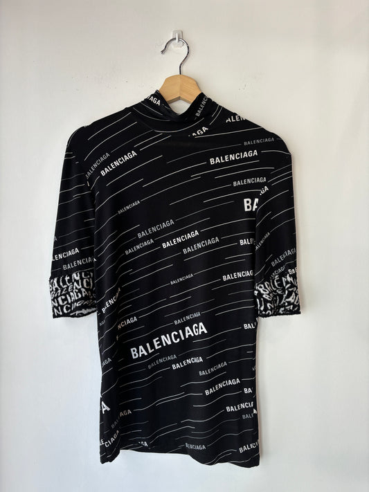Balenciaga logo top ~ size M