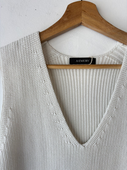 A.Emery knit ~ size XS