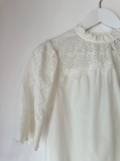 ME+EM Broderie Top ~ size 10