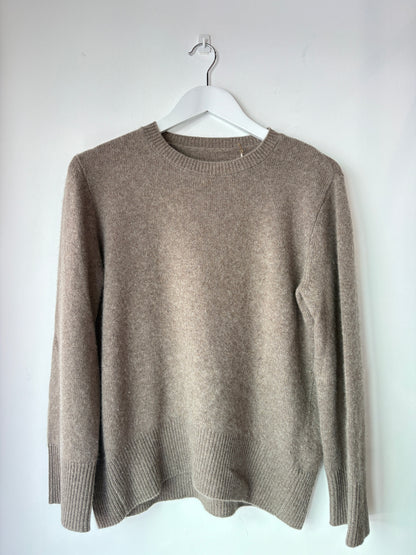 The Curated 'Classic' Knit ~ size Small