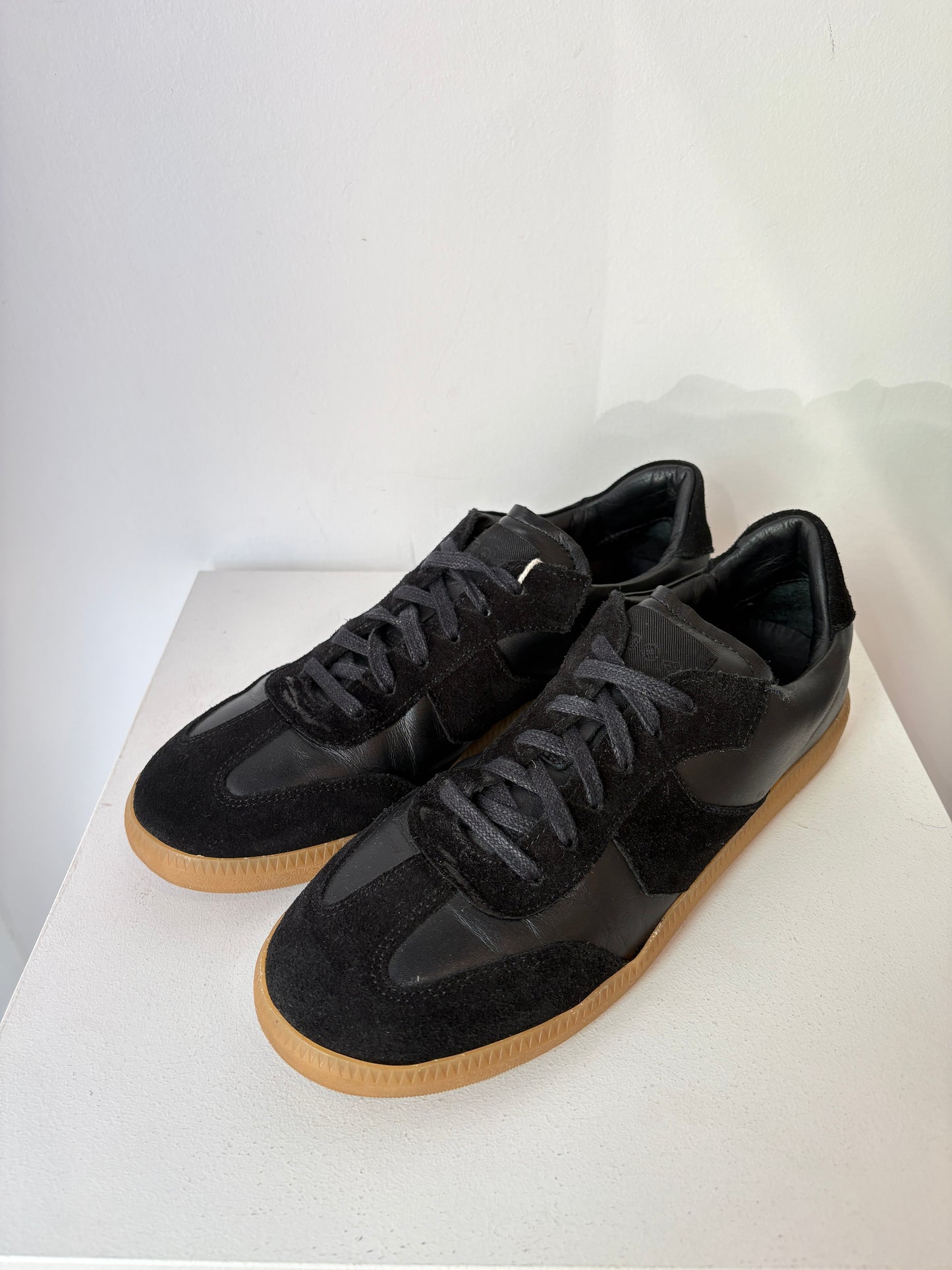 Me + Em 'Retro' Sneakers ~ size 40