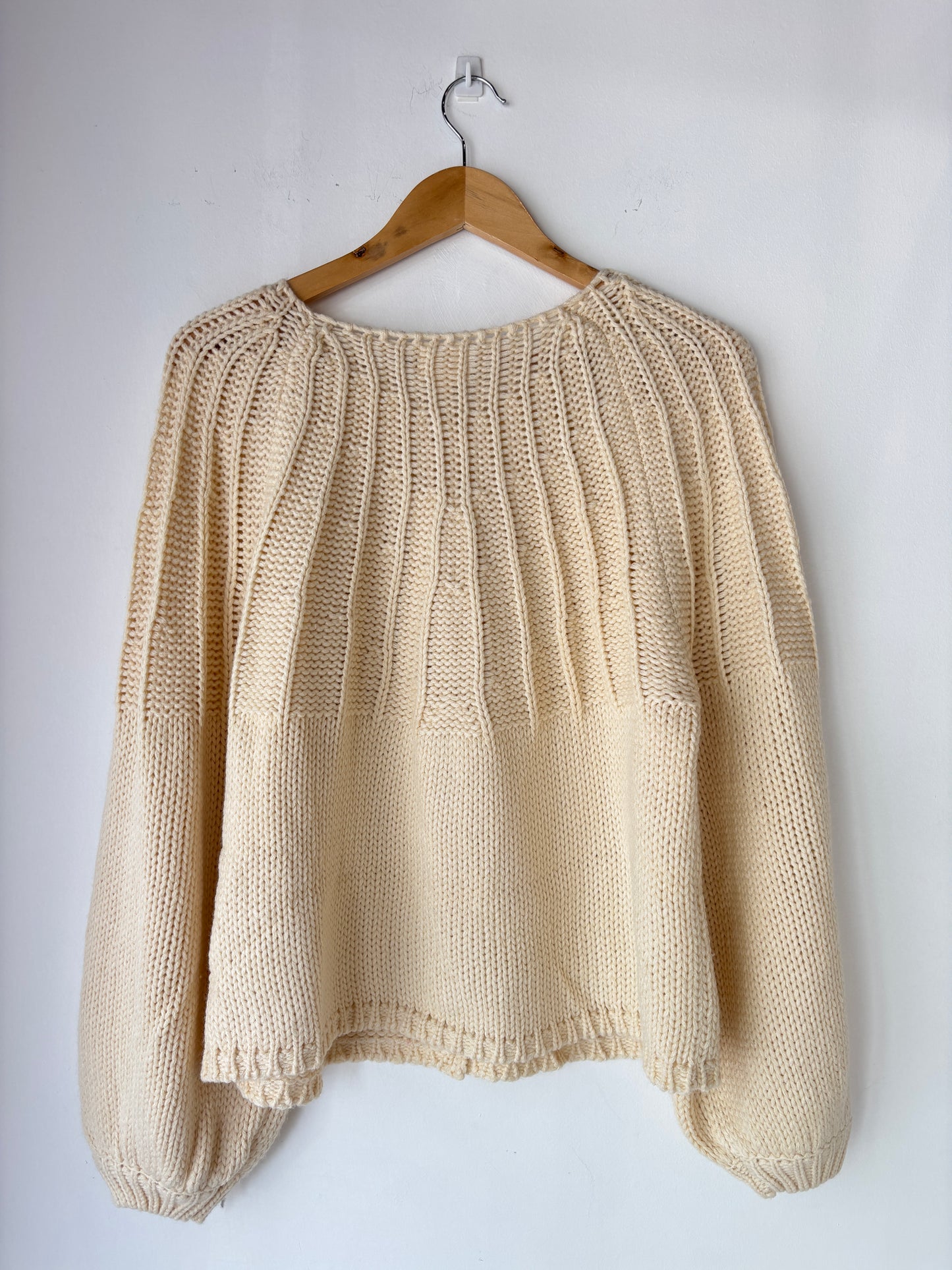 Vrg Grl 'Riley' Knit ~ size Large
