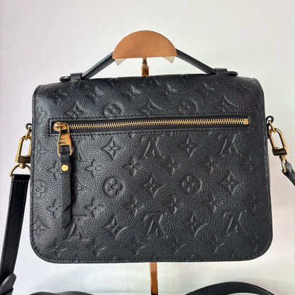 Louis Vuitton ‘Pochette Metis’ bag