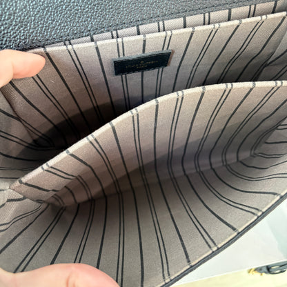 Louis Vuitton ‘Pochette Metis’ bag