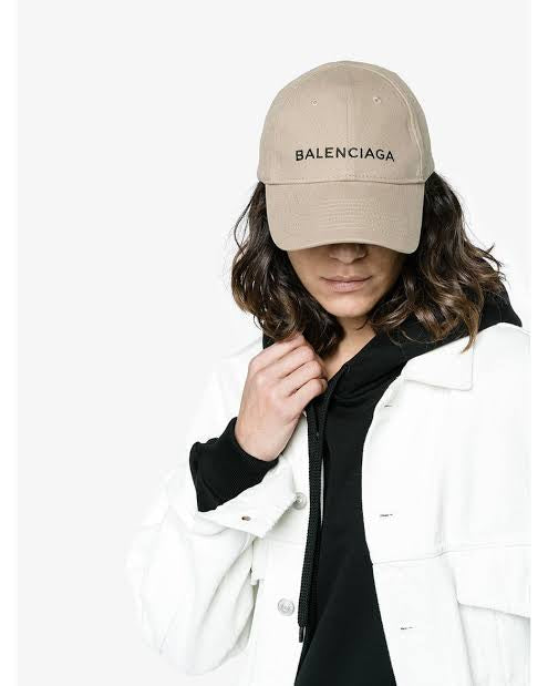 Balenciaga beige logo cap
