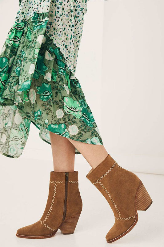 Spell & the Gypsy 'Zephyr' boots ~ size 39