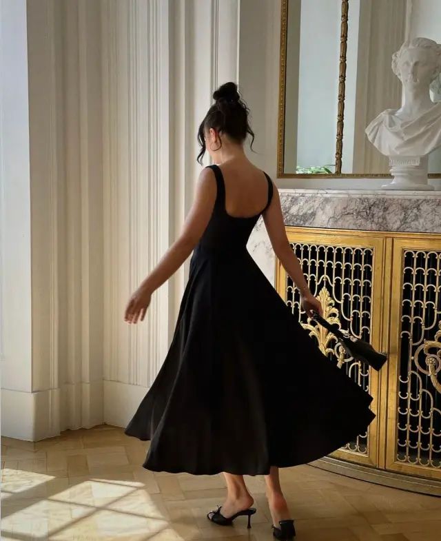 Odd Muse 'The Ultimate Muse' dress ~ size Medium